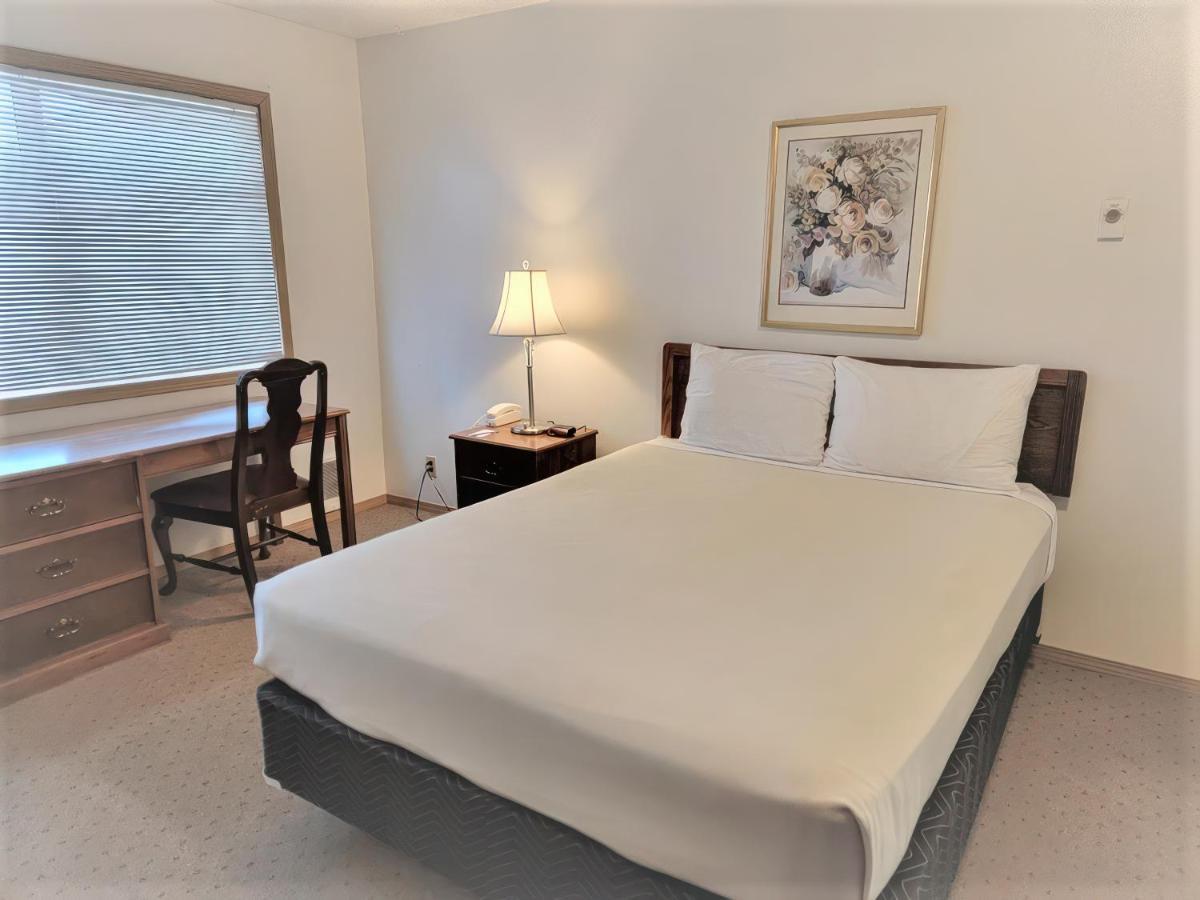Hotel Chautauqua & Conference Center