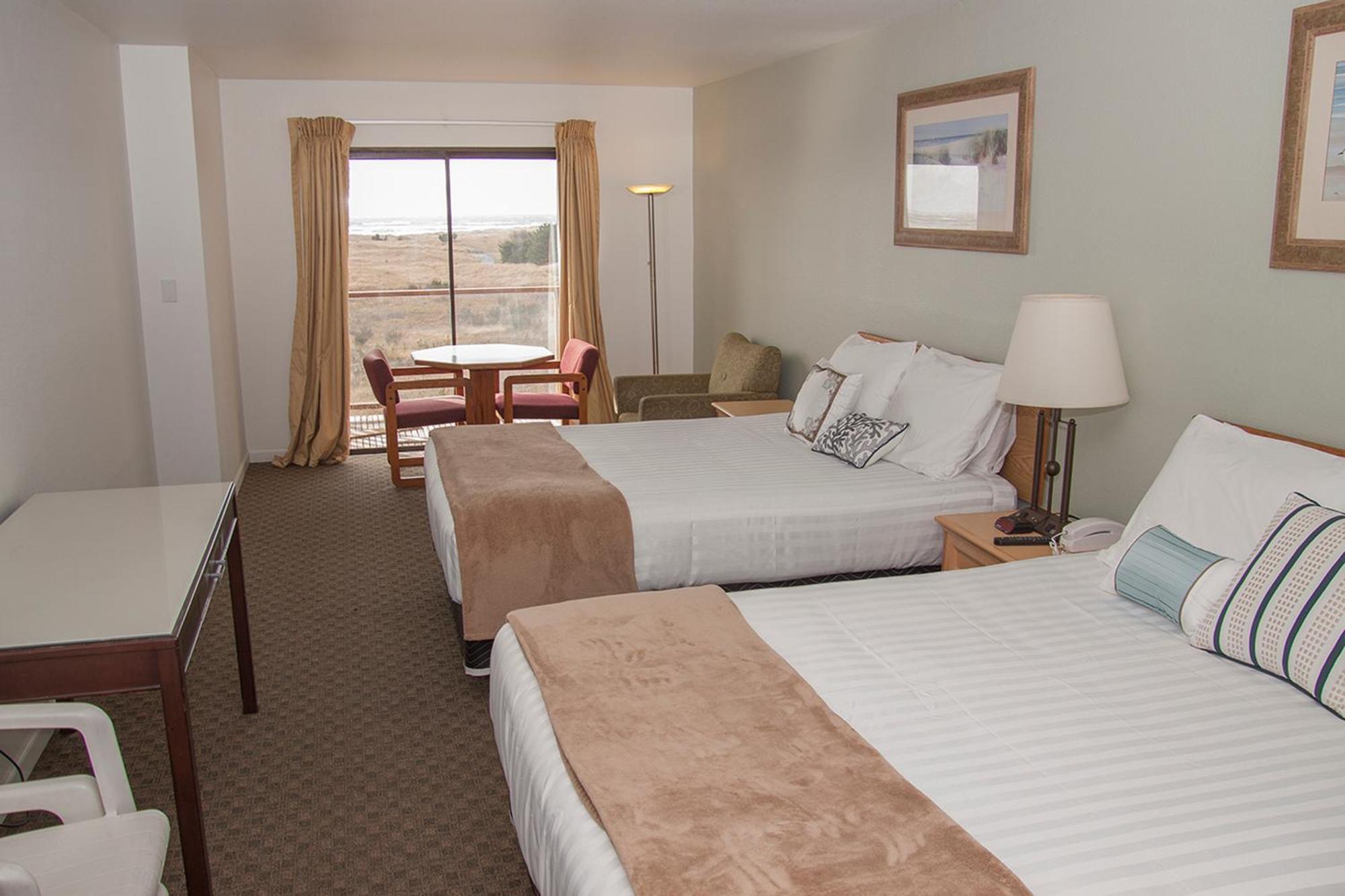 Chautauqua & Conference Center Hotel 4*
